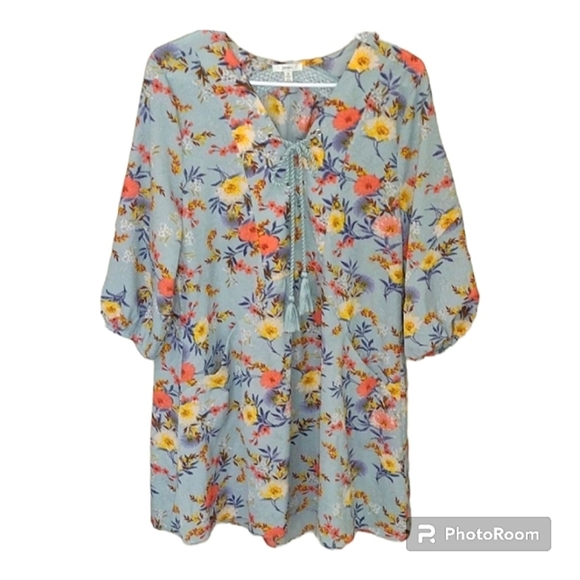 JODIFL Dresses & Skirts - Jodifl Blue Floral dress Size Small /Med  pockets